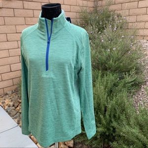 Vineyard Vines performance pullover